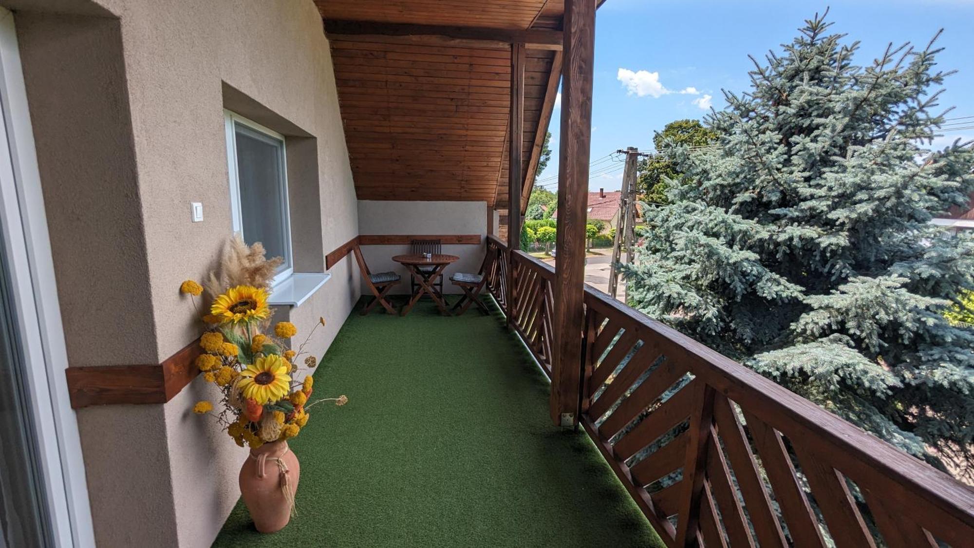Viragos Apartman Balatonszemes Exterior photo